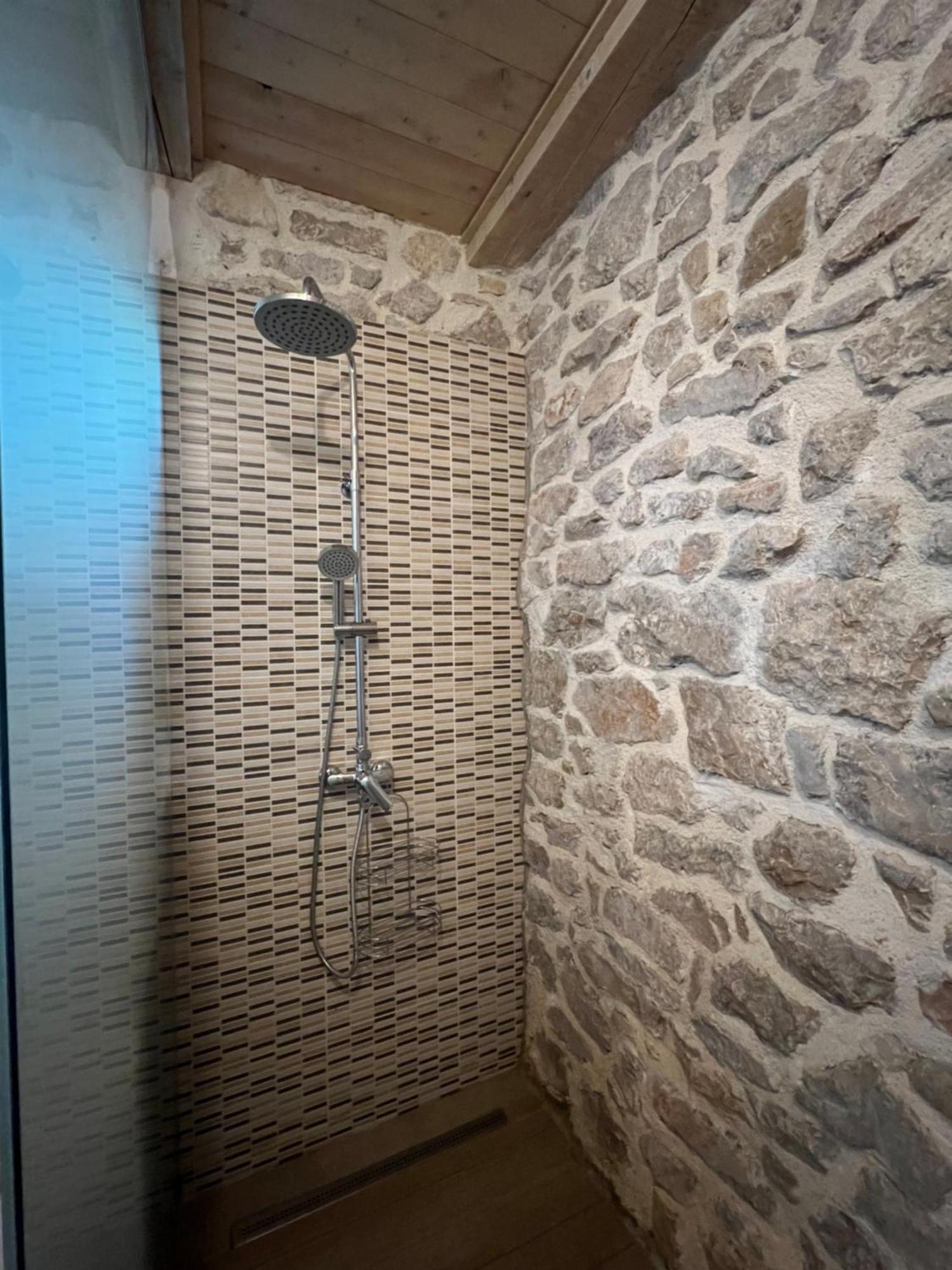 הוילה Sukošan Kamena Kuca Mamma Mia מראה חיצוני תמונה